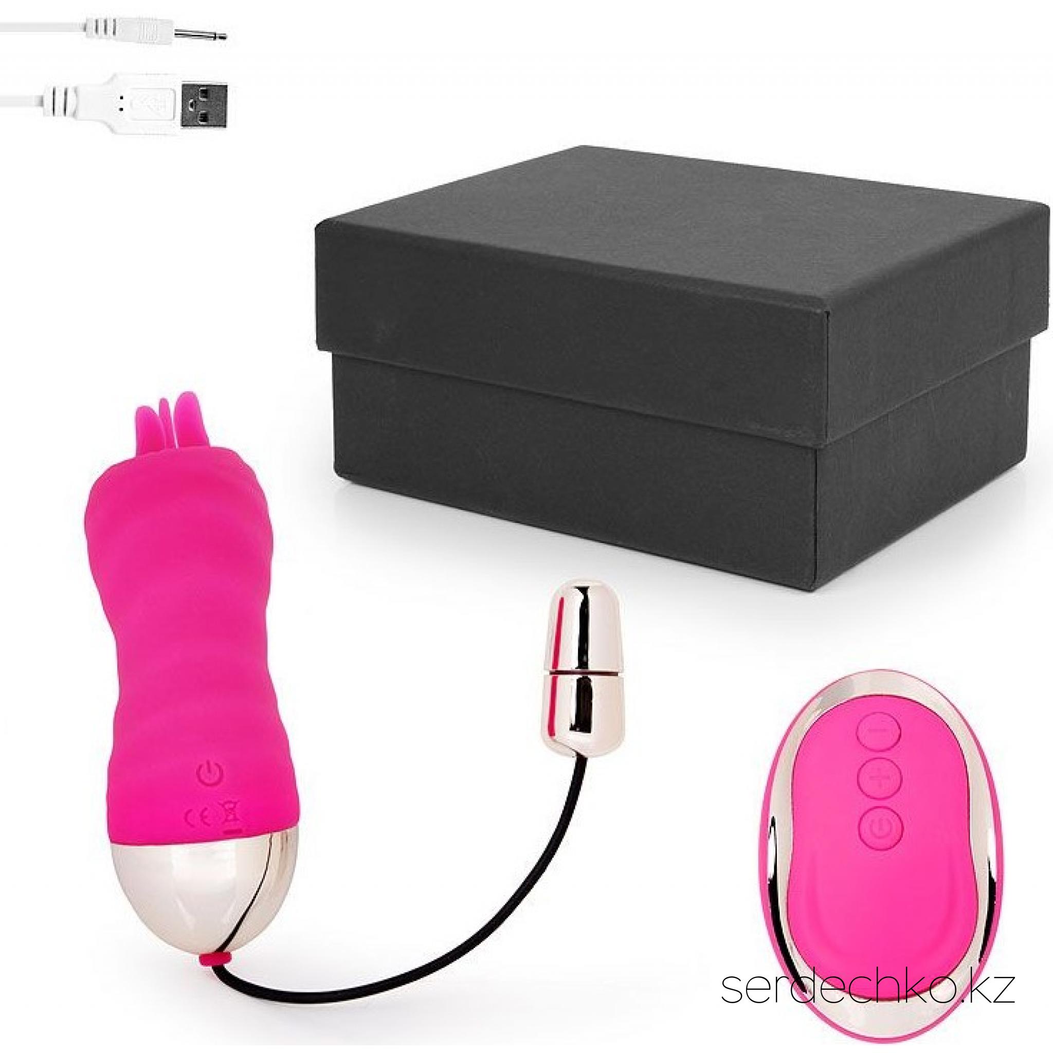 Перезаряжаемое розовое виброяйцо с 10 режимами вибрации и пультом ДУ, A-loving , 
	Перезаряжаемое розовое виброяйцо с 10 режимами вибрации и пультом ДУ, длина 8.5 см, диаметр 3 см, A-loving 2045-6

	Оригинальная секс-игрушка c разнообразными режимами вибрации для стимуляции эрогенных зон. В комплект входит дистанционный пульт управления и USB-провод.
	
	На конце интимного аксессуара имеются небольшие язычки, которые при включении двигаются, создавая эффект оральных ласк. Для включения изделия нажмите кнопку на его корпусе. Должен загореться индикатор. Переключение виброрежимов и работы язычка осуществляется с помощью той же кнопки. Для выключения нажмите и 2 секунды удерживайте эту же кнопку.
	
	Для управления работой режима вибрации с дистанционного пульта сначала необходимо нажать и 2 секунды удерживать кнопку на корпусе секс-игрушки. С пульта можно включать/переключать виброрежимы, а также выключать эротический аксессуар.
	
	На шнурке-хвостике расположен специальный элемент с откручивающейся крышкой, в котором имеется разъём для USB-зарядки. При возникновении необходимости зарядить изделие, крышка откручивается и USB-провод вставляется в данный разъём.
